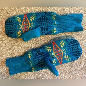 Pendleton Teal Knit Mittens with Gold Accent